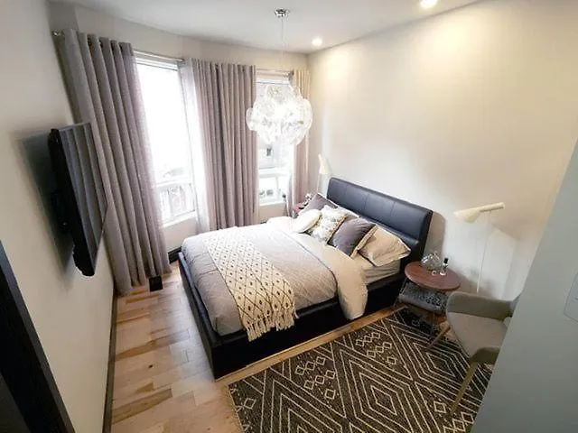Private Room & Private Bathroom In Le Plateau Montreal