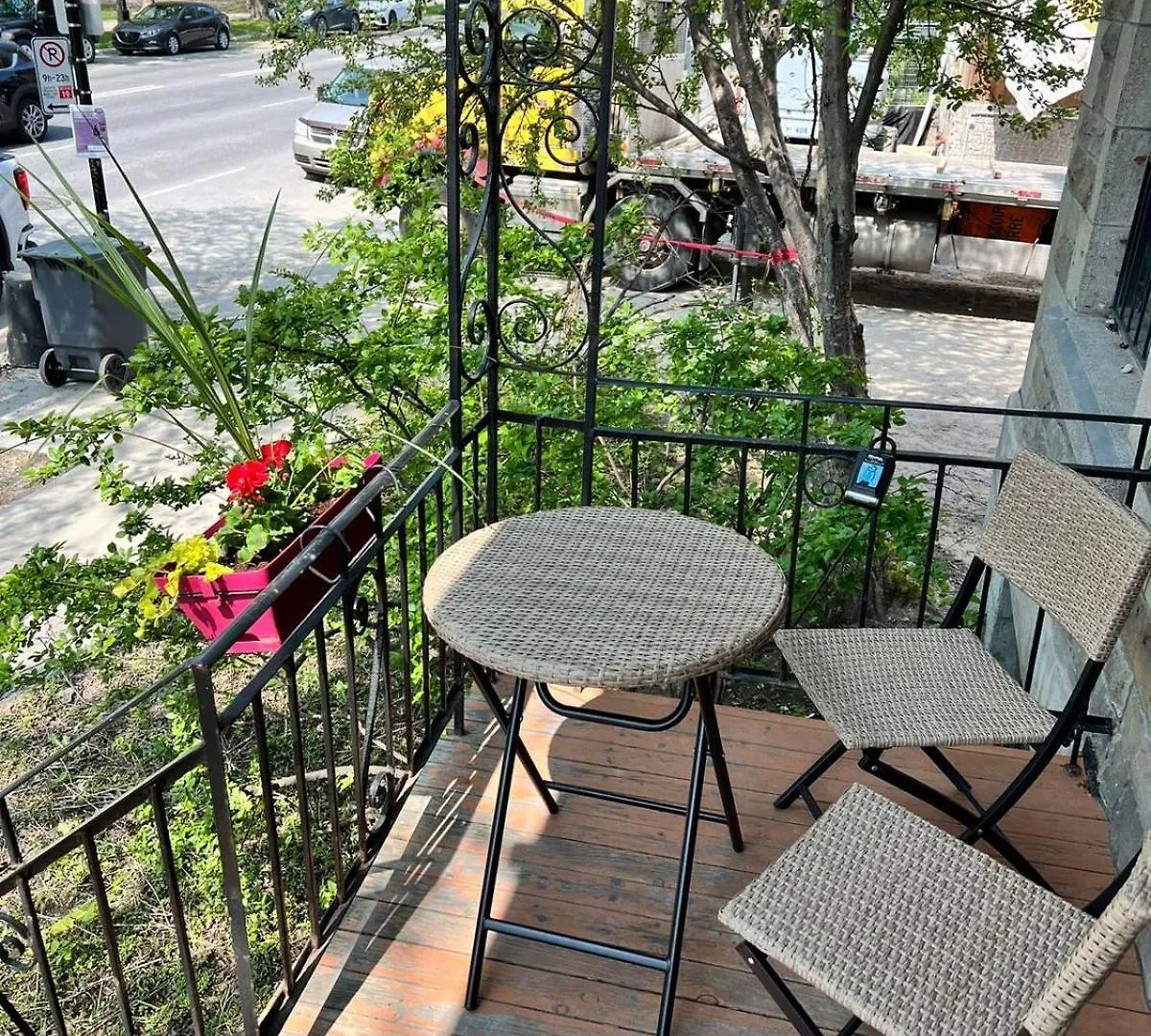 Kwatera prywatna Private Room & Private Bathroom In Le Plateau Montreal